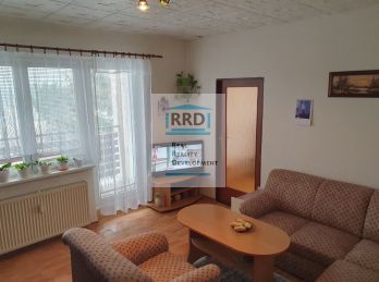 4 - izbový byt s loggiou a garážou v Martine, časť Jahodníky. Rezervovaný.