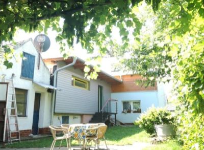 Zaujímavý Rodinný dom v tichej a pokojnej obci Suchohrad pri rieke Morava 35 min. od BA