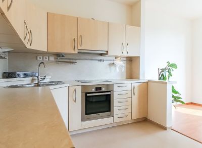Ponúkame Vám na prenájom Bratislava-Rača, Pri vinohradoch. NOVOSTAVBA Račany Bianko. - parkovacie státie.