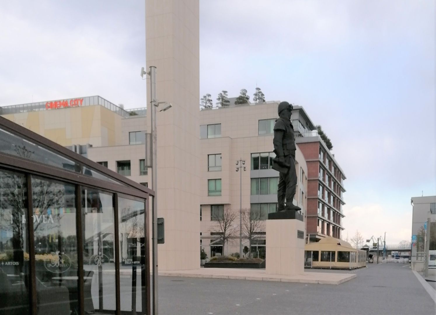 Prenájom - 1,5 izbový byt  v komplexe Eurovea - Pribinova ul. Exkluzívne!