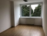 Pekné 3 kancelárie na prenájom pri hoteli Holiday Inn, 57 m2