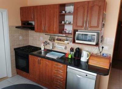 2837 Na predaj veľký 3-izb.byt v Nových Zámkoch