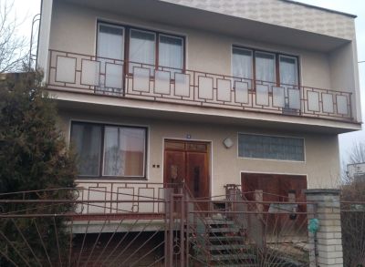 2882 Ponúkame Vám na predaj dom v Komoči