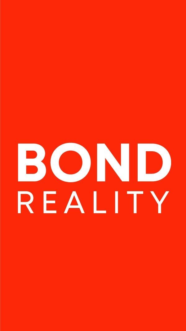 BOND REALITY – VÝNIMOČNÝ 2 IZB. TEHLOVÝ BYT, CENTRUM STARÉ MESTO, PRI PREZIDENTSKEJ ZÁHRADE.