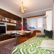2 izb. byt, Jašíkova ul., 62 m2 s balkónom, 2/7