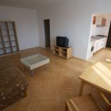 Slnečný 2-izbový byt na Astrovej ulici v Ružinove