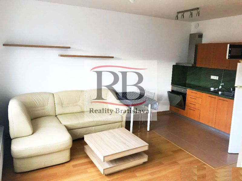 Iný-Prenájom-Bratislava - mestská časť Ružinov-550.00 €