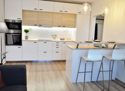 krásny 2 izbový nadštandardne zrekonštruovaný byt ihned k nasťahovaniu