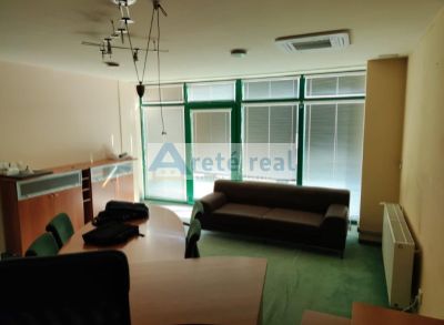 ARETÉ REAL - Prenájom nadštandardných kancelárskych priestorov s terasou v Pezinku