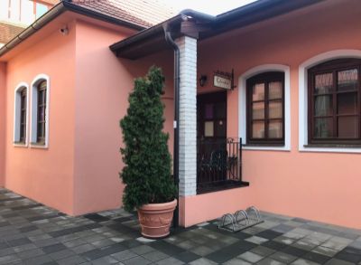 ARETÉ REAL - PRENÁJOM 14,55 M2 PRIESTORU NA KOZMETIKU, MANIKÚRU V CENTRE PEZINKA, M.R. ŠTEFÁNIKA