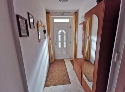 2907 NA PREDAJ 4-izbový rodinný dom, Semerovo