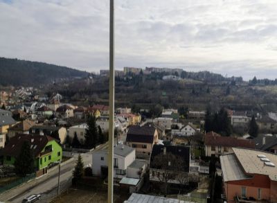 Možnosť pohodlného bývania v širšom centre Trenčína formou prenájmu
