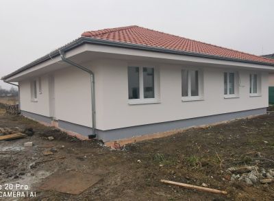 Pekné bývanie 3-izbové bungalovy dokončené na kľúč