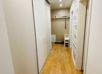 ARETÉ REAL - PRENÁJOM 3-IZBOVÉHO BYTU S VLASTNOU ZÁHRADKOU A PARKOVACÍMI STÁTIAMI VO VINIČNOM, KVETNÁ
