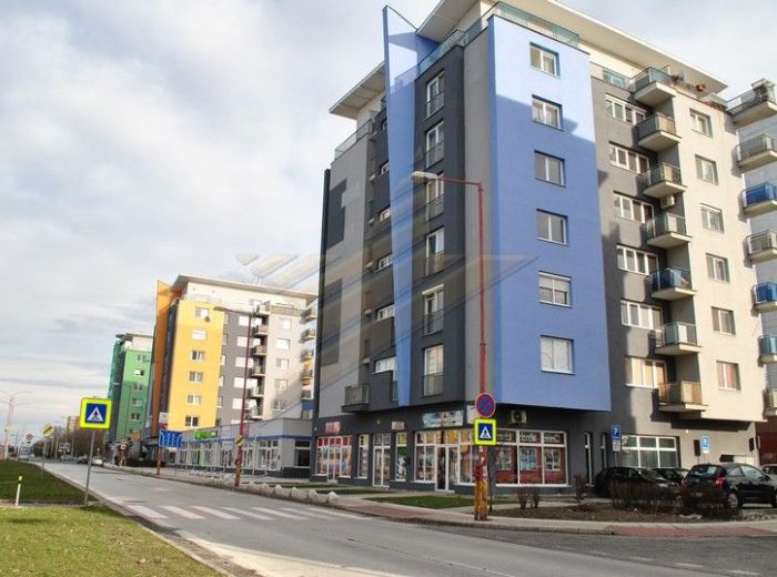 PREDANÉ - KAZANSKÁ, 2,5-i byt s BALKÓNOM, 57 m2 - byt v NOVOSTAVBE, s kompletnou občianskou vybavenosťou, V OKOLÍ RODINNÝCH DOMOV