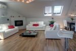 Pre náročných - Úžasný a luxusne zariadený 3 izbový byt s garážou a veľkou terasou v Dunajskej Strede
