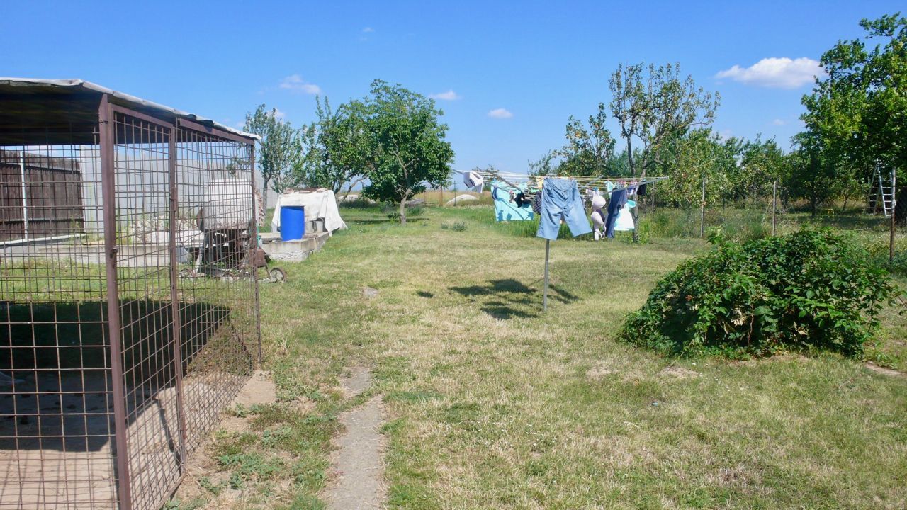 Na predaj 4 izbový rodinný dom, pekný slnečný pozemok o rozlohe 1260m2, obec Bučany