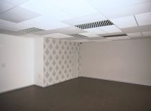 NA PREDAJ - Obchodné priestory na sídl. Juh - 50 m2