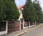 Dvojgeneračný rodinný dom, 6+2 s pozemkom 1113 m2, 3x garáž, Trenčín, ul.Podjavorinskej / Istebník