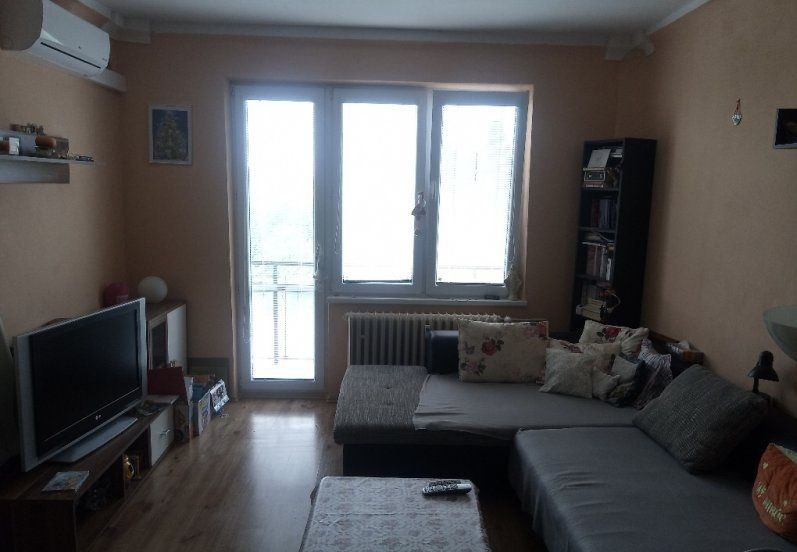 Iný-Prenájom-Bratislava - mestská časť Ružinov-450.00 €