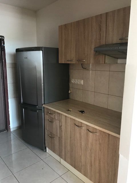 Garsónka 38m2, loggia, Jána Jonáša, Bratislava IV, 400,-e vrátane energií