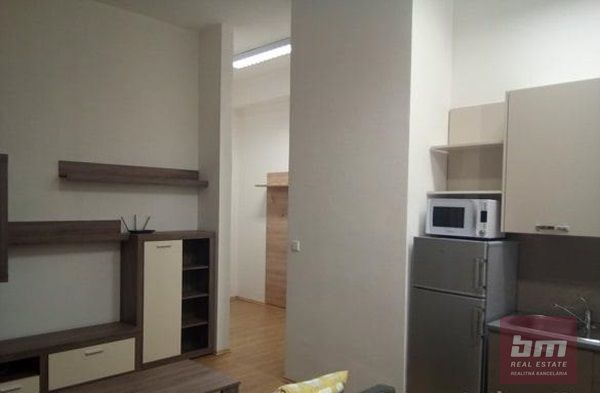 Iný-Prenájom-Bratislava - mestská časť Nové Mesto-550.00 €