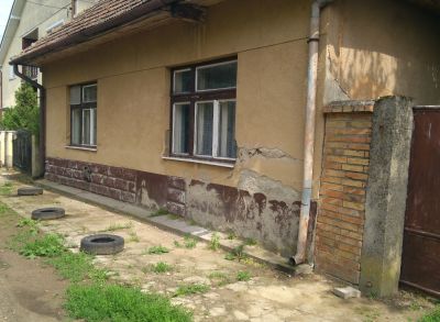2954 Ponúkame na predaj pozemok v Dvoroch nad Žitavou