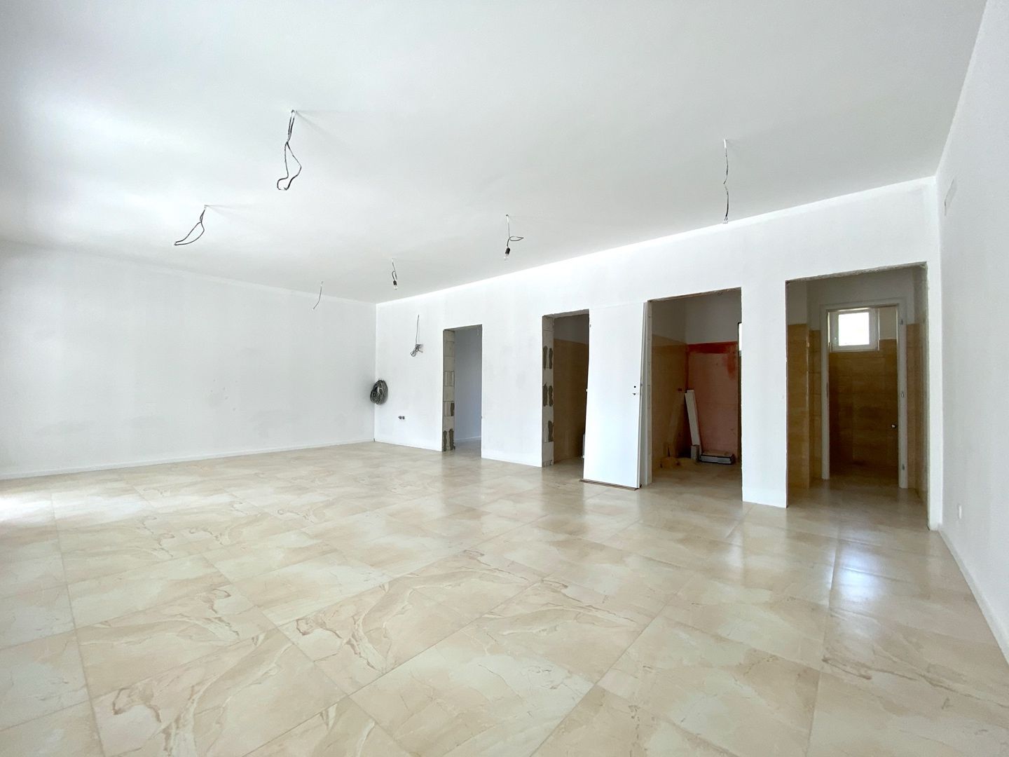 DELTA | Nebytový priestor na predaj v novostavbe, 56,7 m2, Zlaté Klasy