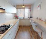 Slnečný 4 izbový byt po kompletnej rekonštrukcii, 76 m2, Trenčín, L.Novomeského / Juh