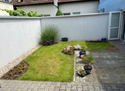Ponúkame na predaj 3 izbový mezonetový byt s garážou a veľkou terasou v Bratislave III, mestskej časť VAJNORY, na ul. Čierny chodník.