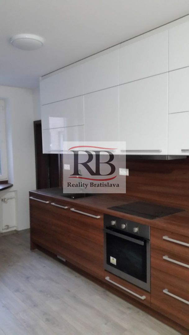 Iný-Prenájom-Bratislava - mestská časť Ružinov-630.00 €