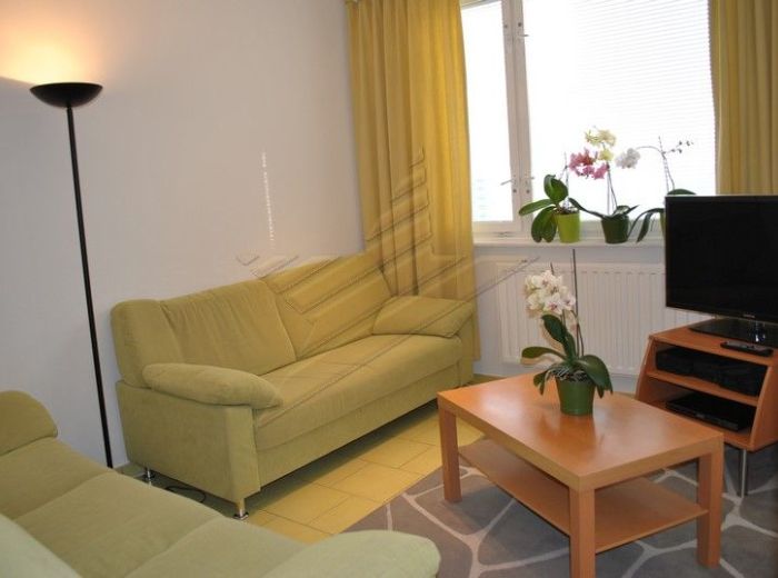 PREDANÉ - ŠEVČENKOVA, 3-i byt, 69 m2 – po rekonštrukcii, loggia, 12.p./13, NA ZAČIATKU PETRŽALKY S PEKNÝM VÝHĽADOM