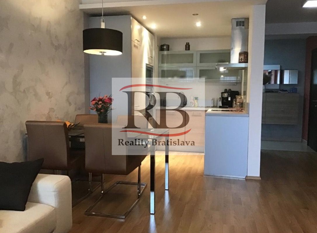 Iný-Prenájom-Bratislava - mestská časť Ružinov-600.00 €