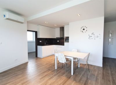3 izbový byt - terasa, parking, klimatizácia, bazén, Rusovce