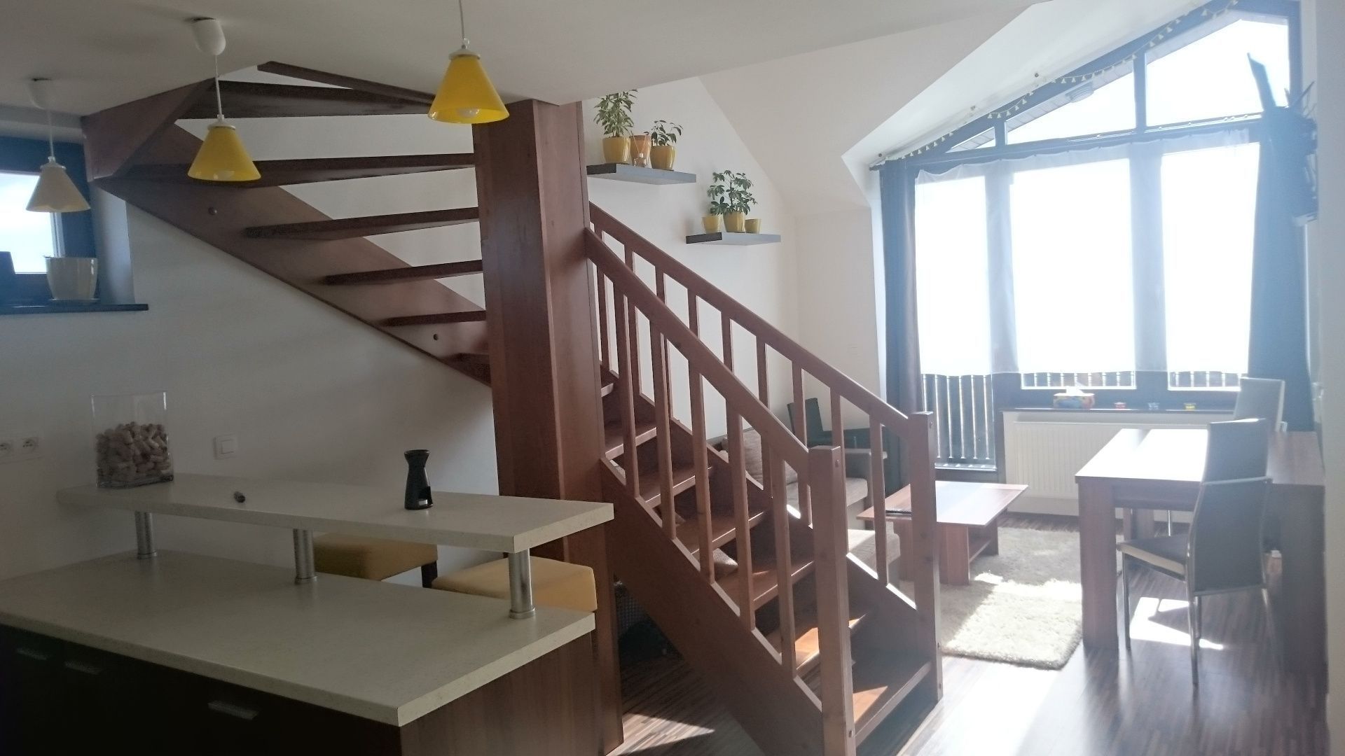 DELTA - Priestranný 4-izbový apartmán s balkónom na predaj Veľká Lomnica