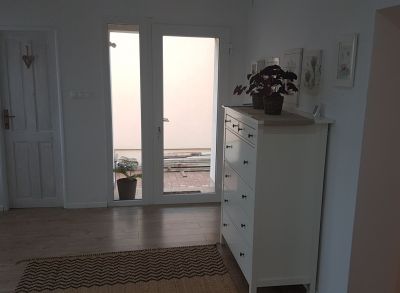 Areté real- prenájom veľkého 2-izbového bytu v rod.dome na Cajle