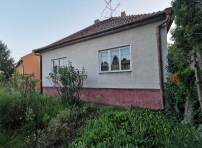 2980 NA PREDAJ 3 izbový Rodinný dom v Nových Zámkoch