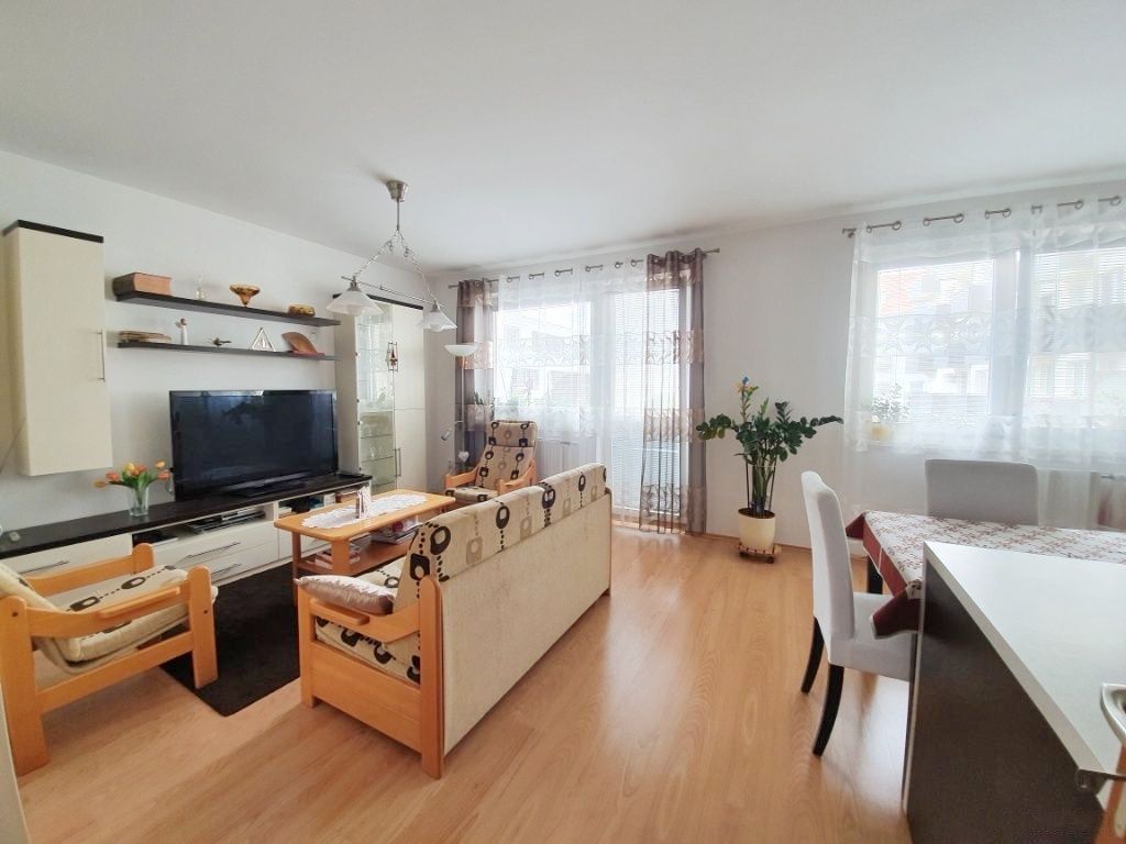 3-izbový byt-Predaj-Bratislava - m. č. Podunajské Biskupice-249000.00 €