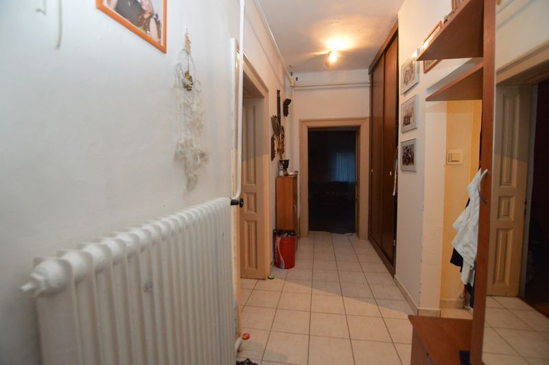 5 izb RD, veľký pozemok 1196 m2, čiastočná rekonštrukcia, IS - elektrina, plyn,kanalizácia, Mad