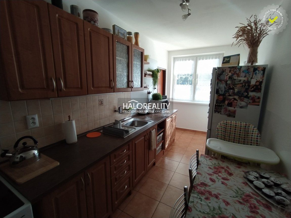 3-izbový byt-Predaj-Borová-99900.00 €