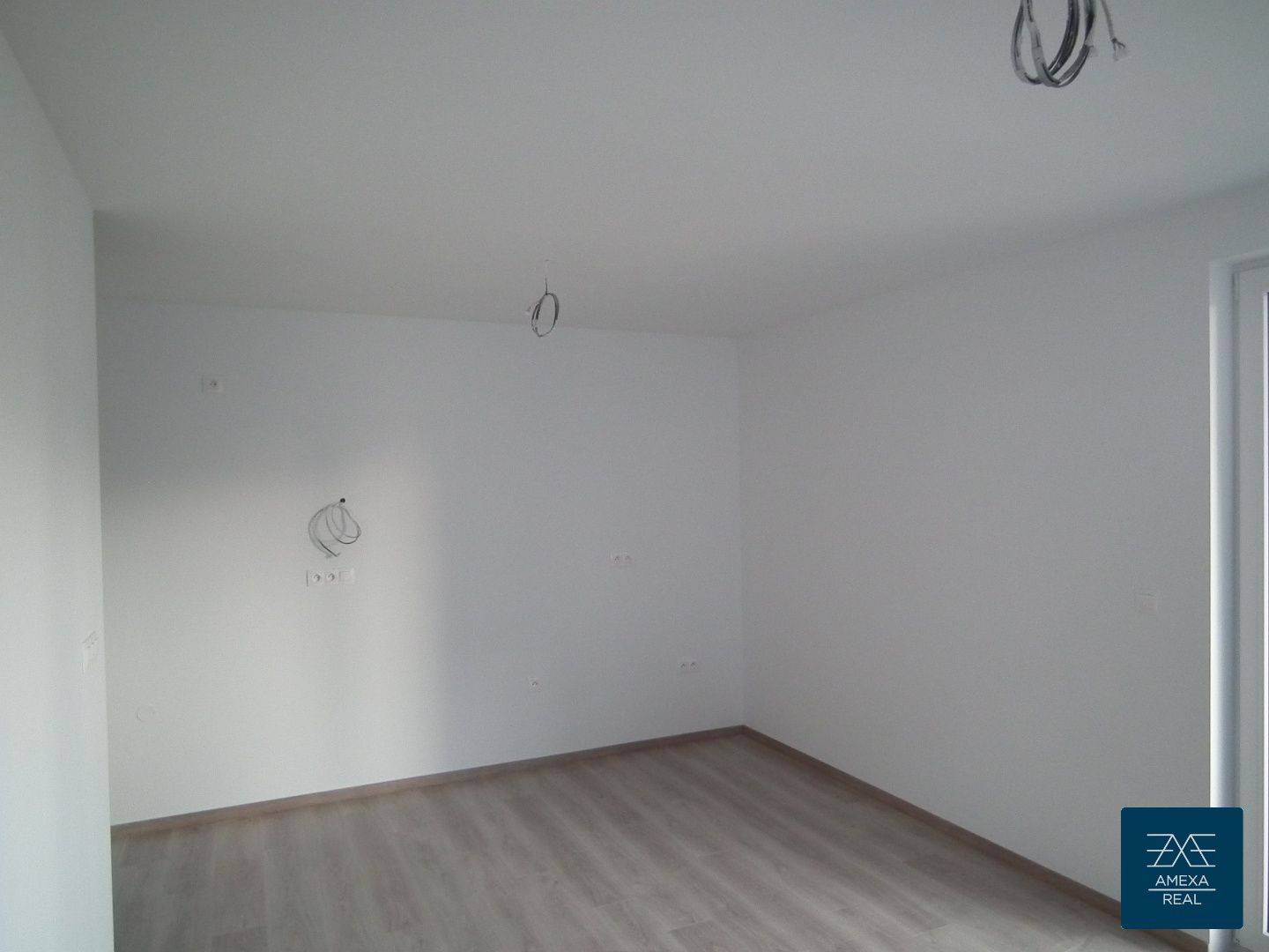 AMEXA REAL » SKOLAUDOVANÝ 2 izbový byt v novostavbe DÚBRAVY - blok F
