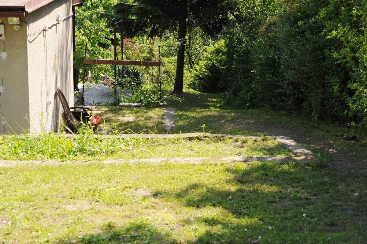 Pozemok s chatkou na Lesnej ulici