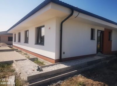 Posledný 4-izbový dvojbungalov osadený na peknom pozemku