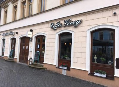 Prenajmem zabehnutú kaviareň v centre Trenčína