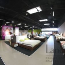 Lukratívny obchodný priestor 500m2 vo významnej nábytkárskej zóne, BA II pri IKEA a OC Avion