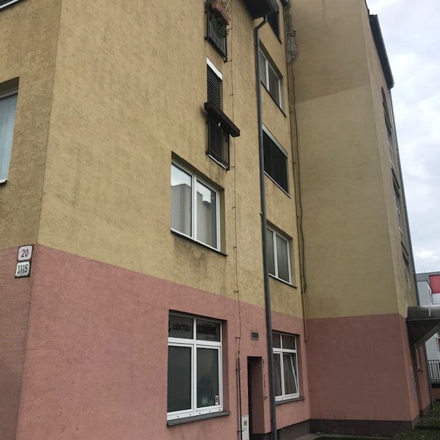 Ponúkame Vám na predaj 2 izbový byt Bratislava-Dúbravka, ulica Repašského ul.,
