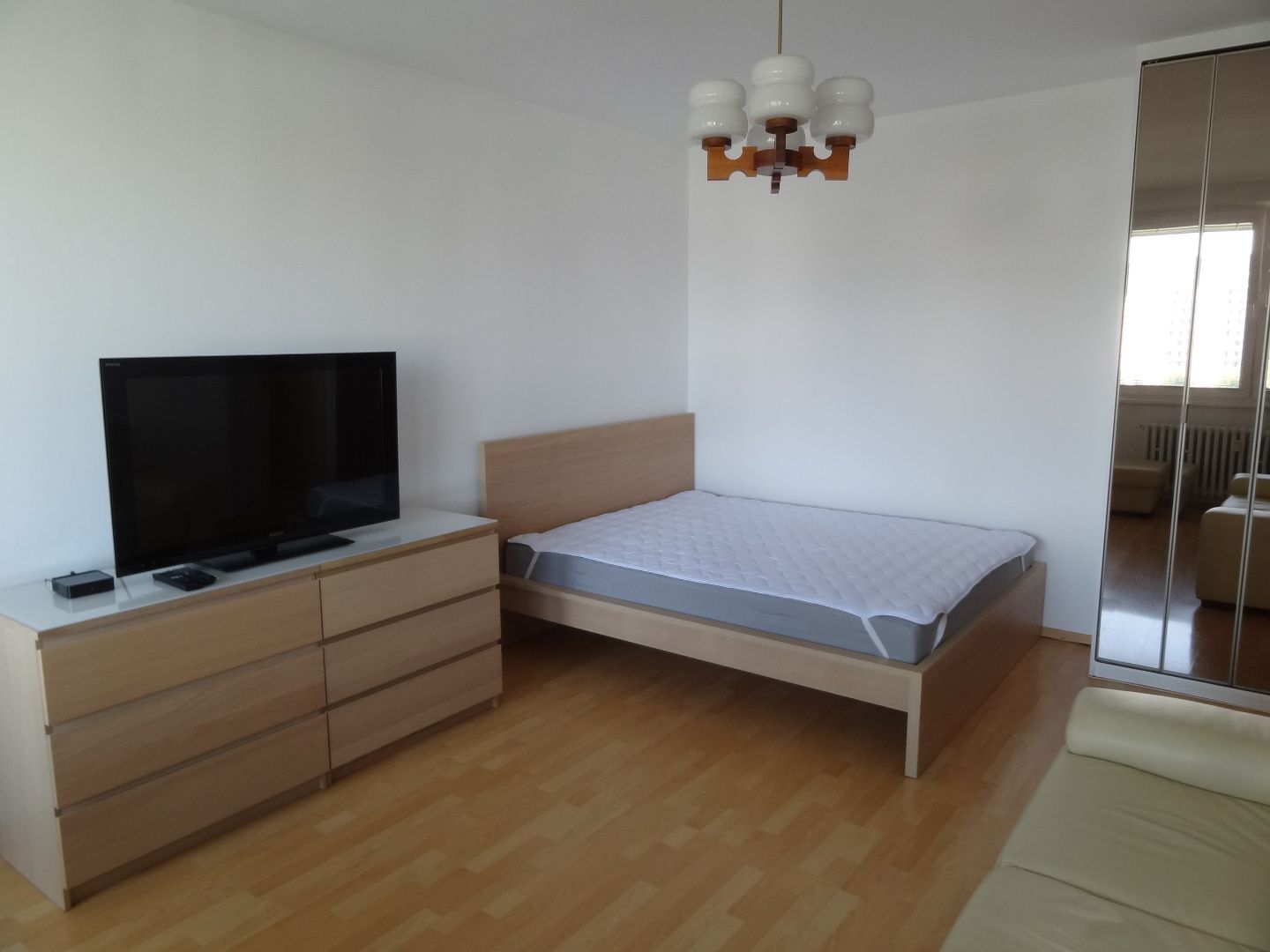 Predaj 1 izb. zrekonštruovaného bytu BA Dubravka