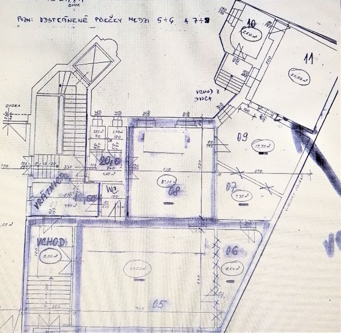 Prenájom - Reštaurácia / obchodný priestor 155m2 s výkladom do ulice - Staré mesto - BA I. TOP PONUKA !