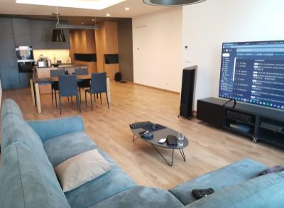 Apartmany kompl. rekonštrukcia na Zamockej ul v Bratislave pod hradom. 183m2