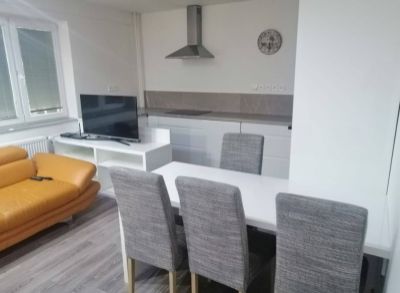 Prenájom 2 Izb. bytu v centre BA na Šancovej ul. kompletne a vkusne prerobený.